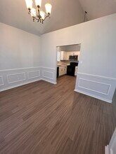 808 Xavier Dr in Arlington, TX - Foto de edificio - Building Photo