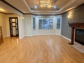 19608 Runnymede St in Los Angeles, CA - Building Photo - Building Photo