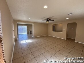 7519 Drake Canyon in San Antonio, TX - Building Photo - Building Photo