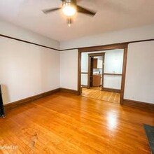 1550 N La Salle Dr, Unit a in Chicago, IL - Building Photo - Building Photo