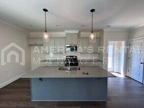 3810 Weatherstone Way in Bessemer, AL - Building Photo - Building Photo