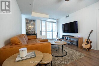 68 Abell St in Toronto, ON - Building Photo - Building Photo