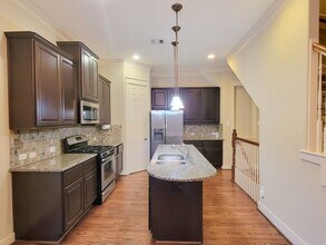 1237 Hobbs Reach Ln in Houston, TX - Building Photo - Building Photo