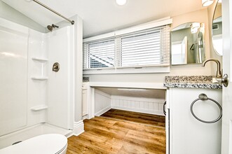 171 1/2 Lincoln Way E in Massillon, OH - Building Photo - Building Photo