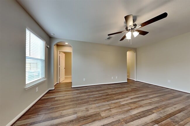 10208 Jewel Ct in Conroe, TX - Building Photo - Building Photo