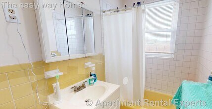 402 Highland Ave, Unit #45 in Somerville, MA - Foto de edificio - Building Photo