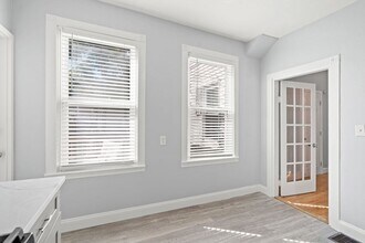 8 North Ave in Boston, MA - Building Photo - Building Photo