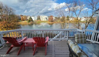 44000 Kings Arms Square in Ashburn, VA - Building Photo