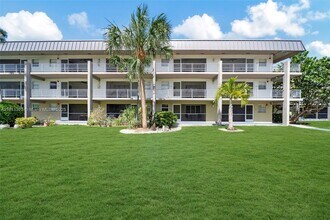 270 Layne Blvd in Hallandale Beach, FL - Building Photo - Building Photo