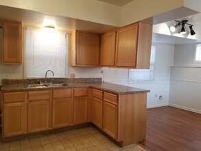 405 Cedar St NE in Grand Rapids, MI - Building Photo - Building Photo