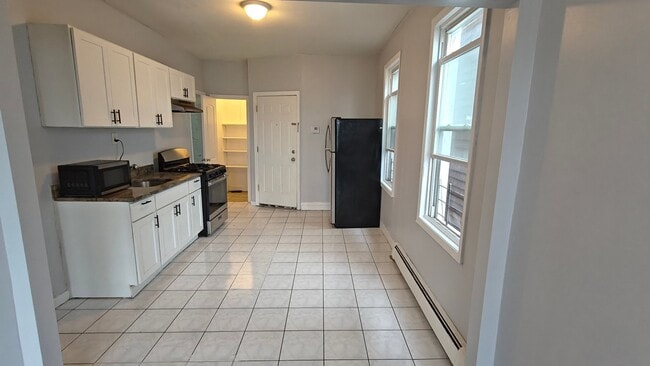 166 Lexington Ave, Unit Unit 2R