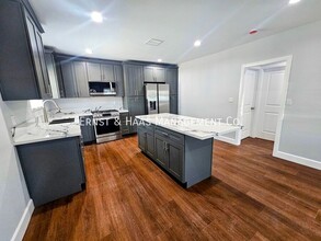 1551 W 103rd St in Los Angeles, CA - Building Photo - Building Photo