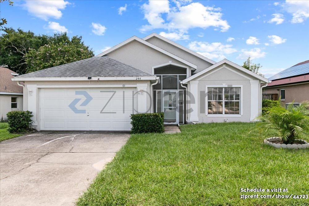 244 Bay St in Apopka, FL - Building Photo