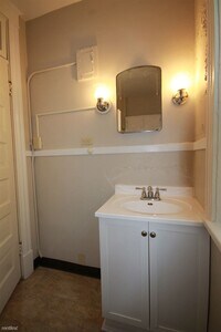 217 Chestnut St photo'