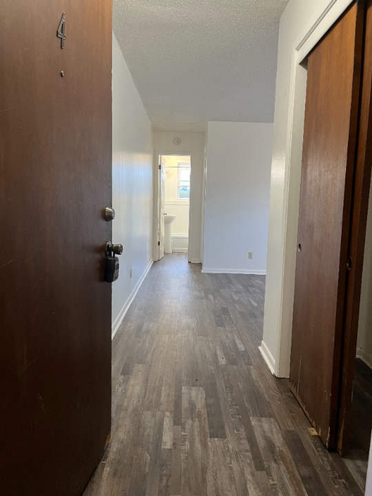 1624 NW 5th St-Unit -1624 NW 5th St in Ankeny, IA - Foto de edificio