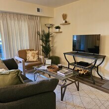 304 Forbes St, Unit B in Annapolis, MD - Building Photo - Building Photo