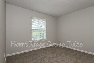 705 Meadowood Dr in Broken Arrow, OK - Building Photo - Building Photo