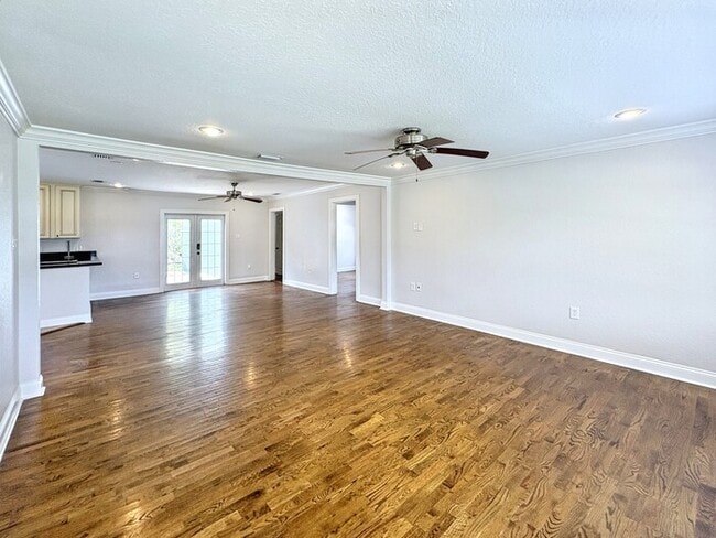 1223 E North St in Tampa, FL - Building Photo - Building Photo