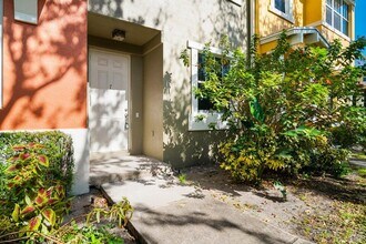 500 Pacific Grove Dr in West Palm Beach, FL - Building Photo - Building Photo