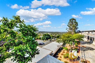 North Hills Apartments in Vallejo, CA - Foto de edificio - Building Photo