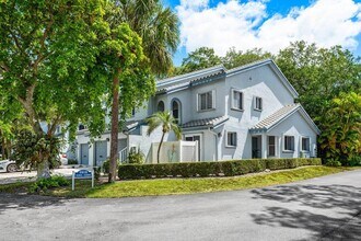 9818 Nickels Blvd in Boynton Beach, FL - Foto de edificio - Building Photo