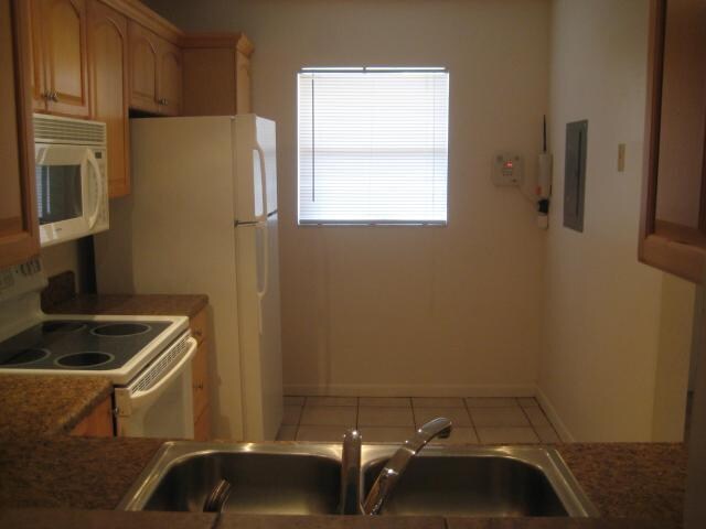 2805 SW 22nd Ave-Unit -1030 in Delray Beach, FL - Building Photo - Building Photo