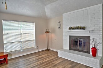 16715 Maplemont Dr in Houston, TX - Building Photo - Building Photo