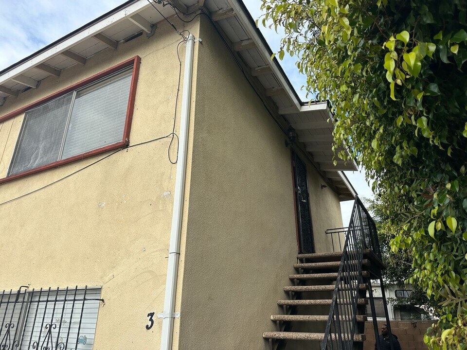 3635 W 110th St in Inglewood, CA - Building Photo