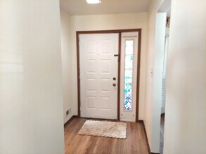 1935 Appaloosa Dr in Naperville, IL - Building Photo - Building Photo