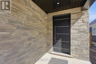 3603 Gunning Dr in Niagara Falls, ON - Building Photo