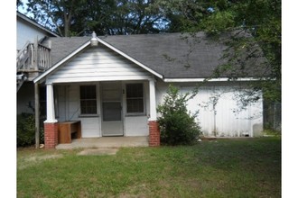 305-307 Highland Ave in Fayetteville, NC - Building Photo - Building Photo