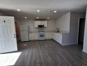 6477 146th Ave N in Clearwater, FL - Building Photo - Building Photo