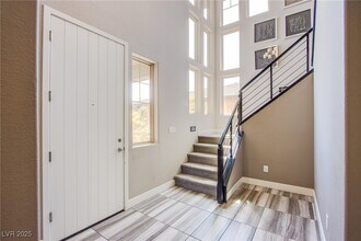 5863 Glory Heights Dr in Las Vegas, NV - Building Photo - Building Photo
