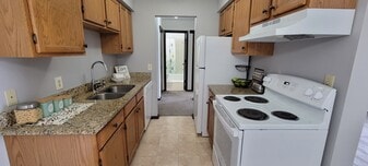 Northumberland Apartments in Minneapolis, MN - Building Photo