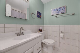 1233 Raum St NE in Washington, DC - Building Photo - Building Photo