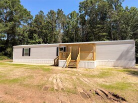4782 Farm to Market 1010 Rd in Cleveland, TX - Building Photo