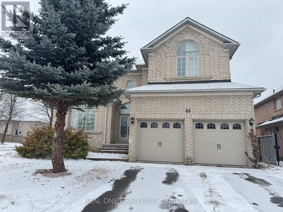 65 Boxwood Crescent in Markham, ON - Building Photo