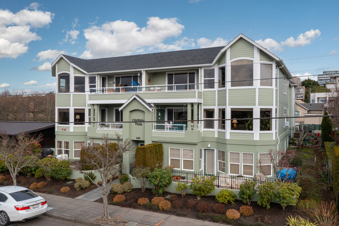 Olympic Vista in Edmonds, WA - Building Photo