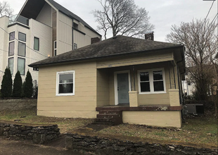 1023 Summit Ave in Nashville, TN - Building Photo - Building Photo