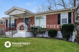 5204 Ronwood Dr in Louisville, KY - Building Photo - Building Photo