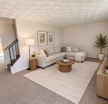 185 Ashford Dr in Enola, PA - Building Photo