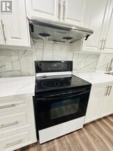 180 Esther Cres in Thorold, ON - Building Photo - Building Photo