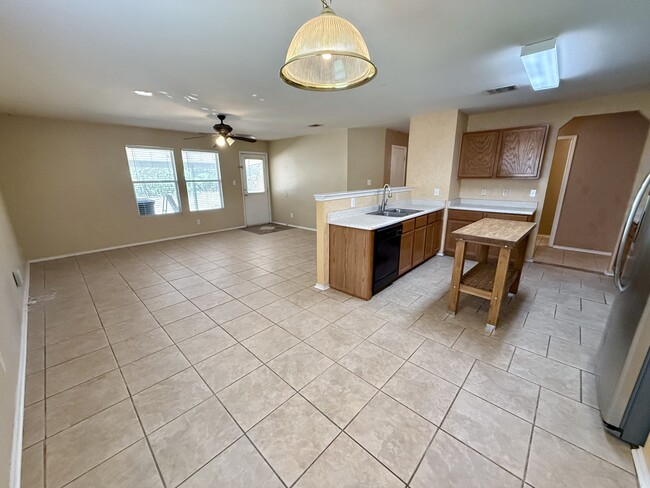 4015 Angel Trumpet in San Antonio, TX - Building Photo - Building Photo