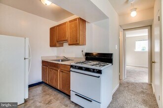 5124 Astor Pl SE in Washington, DC - Building Photo - Building Photo