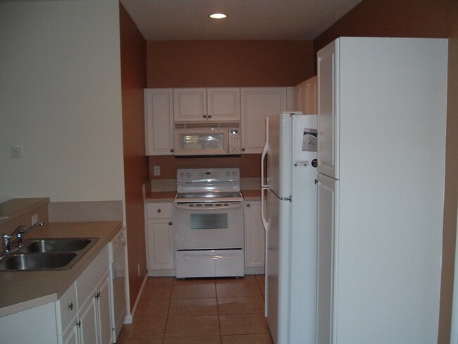 12572 Shoreline Dr in Wellington, FL - Building Photo - Building Photo