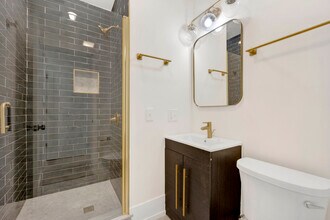 944 N Damen Ave, Unit 1R in Chicago, IL - Building Photo - Building Photo