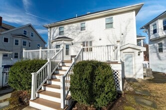 1000 South St in Boston, MA - Building Photo - Building Photo