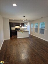 8026 Galveston Ave in Jacksonville, FL - Foto de edificio - Building Photo