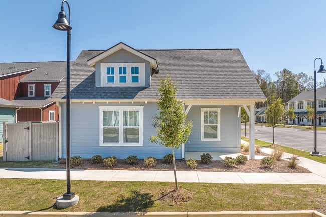 The Cottages at Greystone in Birmingham, AL - Building Photo - Building Photo