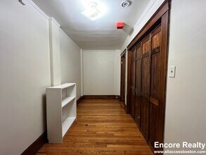 155 Summer St, Unit 3B in Somerville, MA - Building Photo - Building Photo